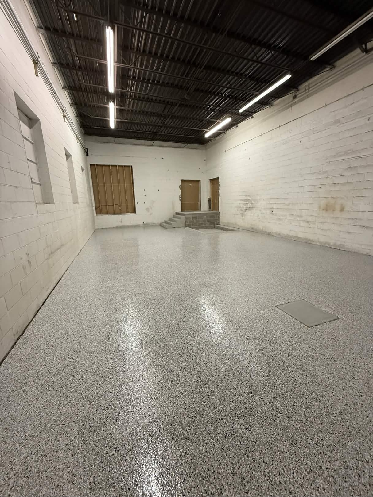 Commercial space β wide angle